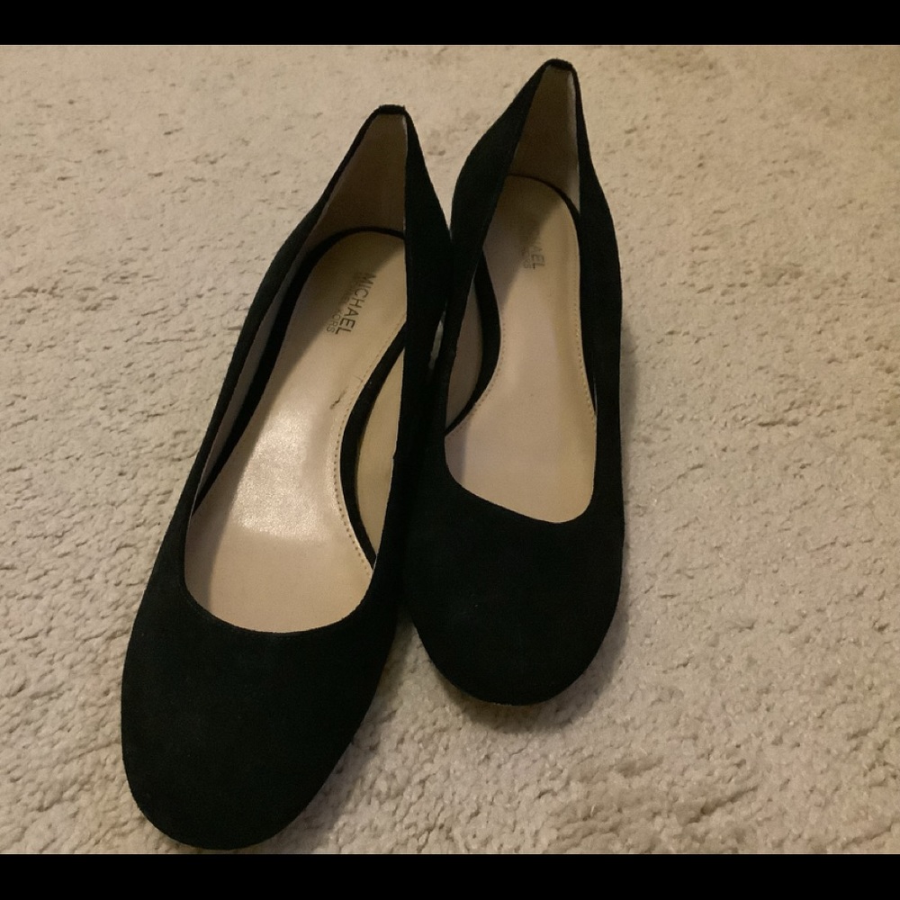 Shoes - Picture 7 of 16